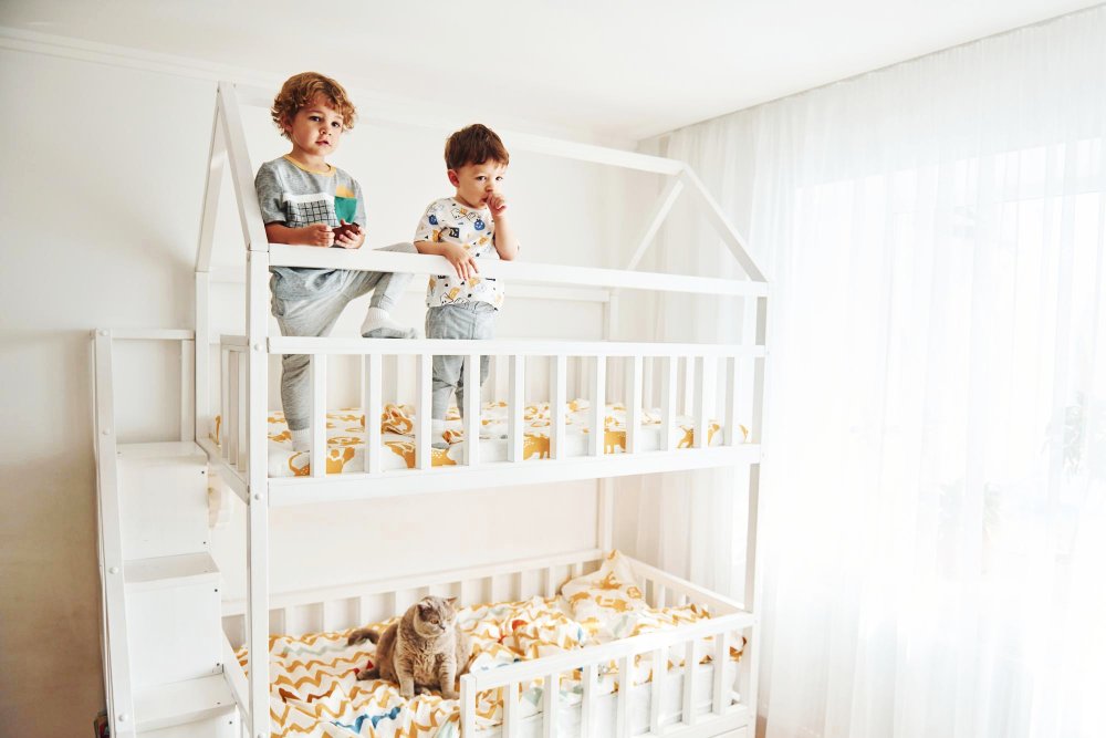 Eko-wybor w sypialni dziecka – znaczenie materiałów naturalnych w otoczeniu malucha